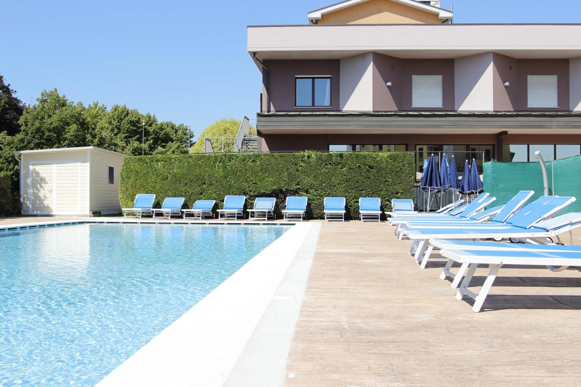 Piccolo Hotel Nogara Esterno foto