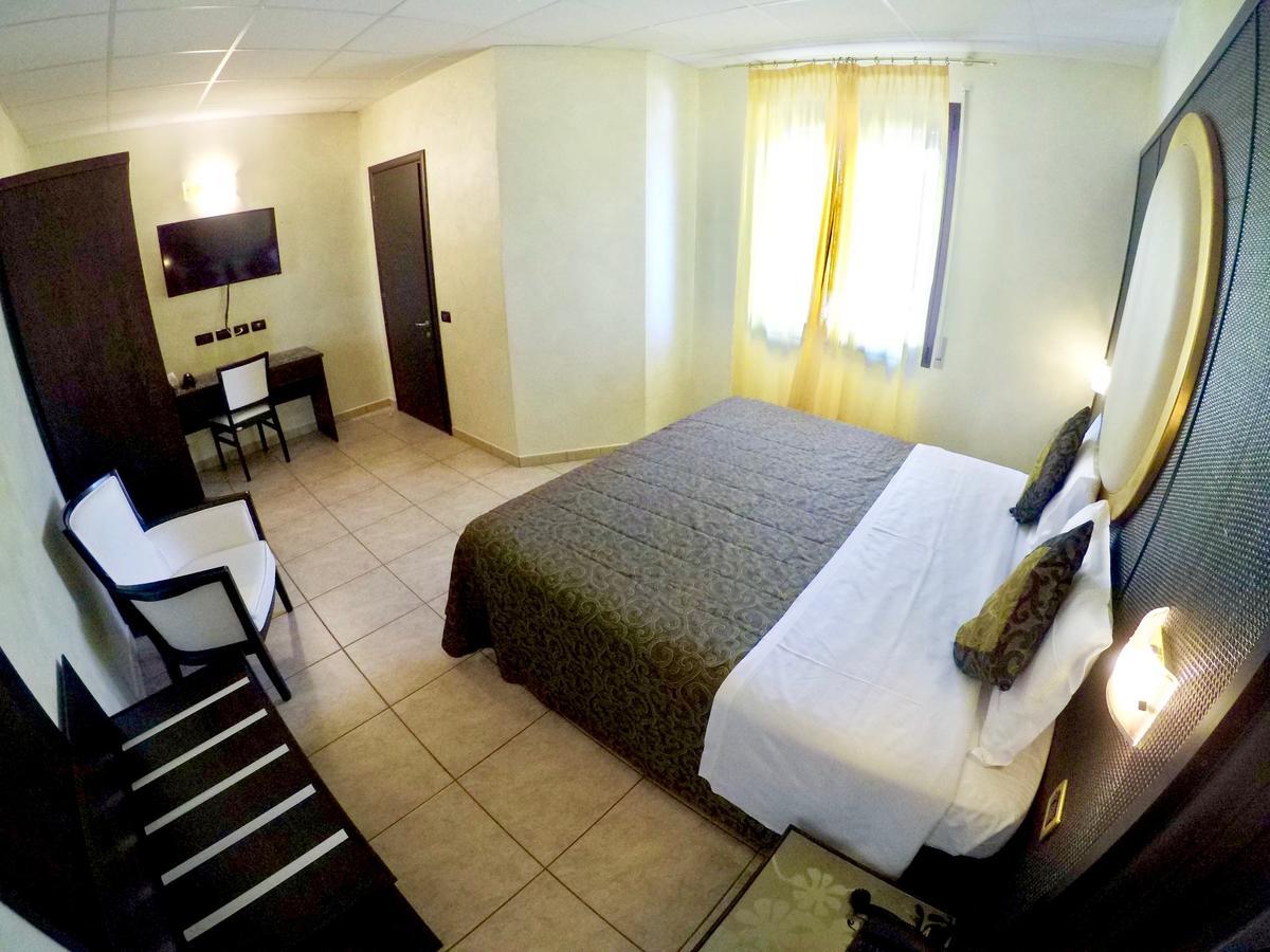 Piccolo Hotel Nogara Esterno foto