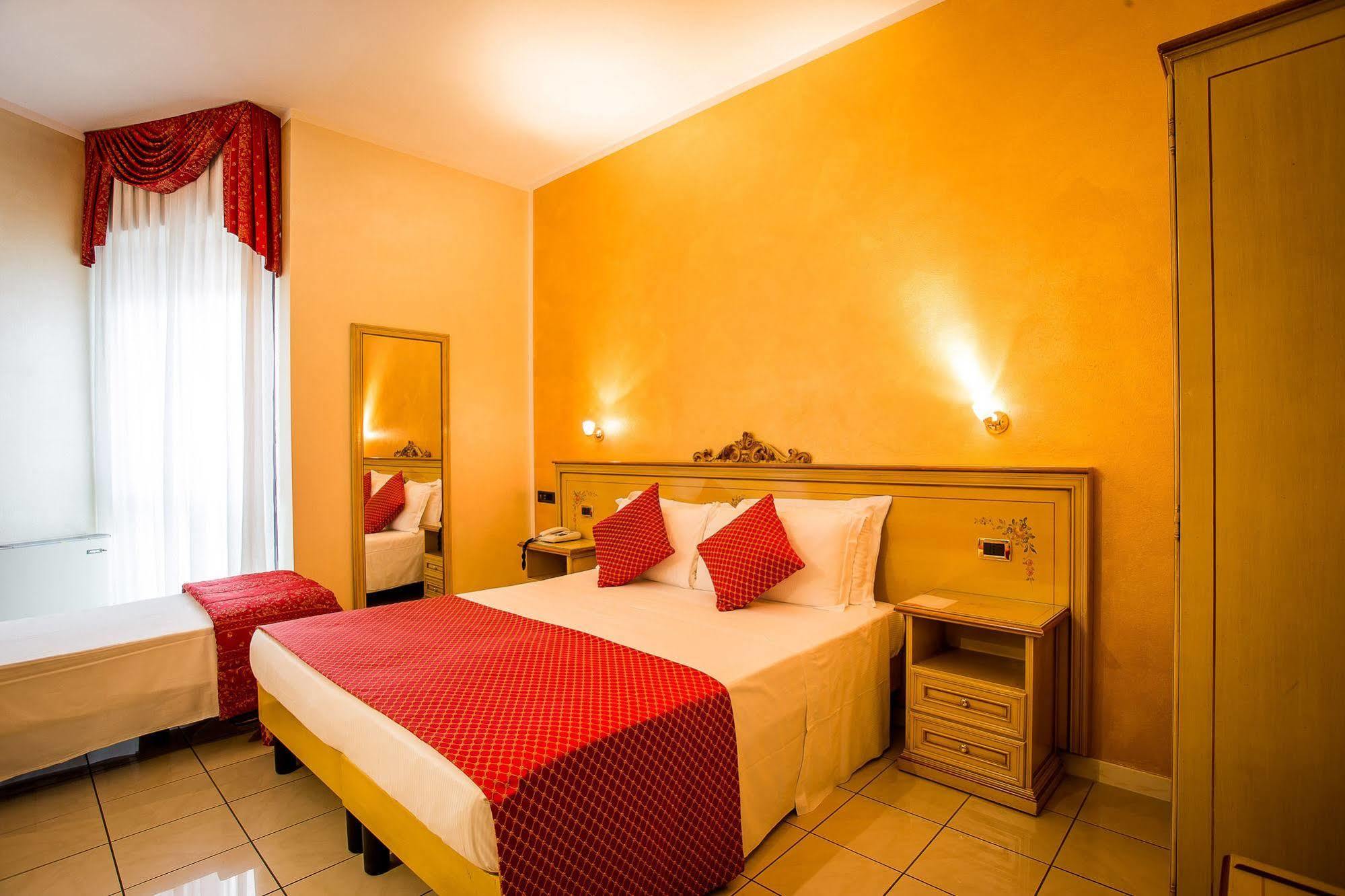Piccolo Hotel Nogara Esterno foto