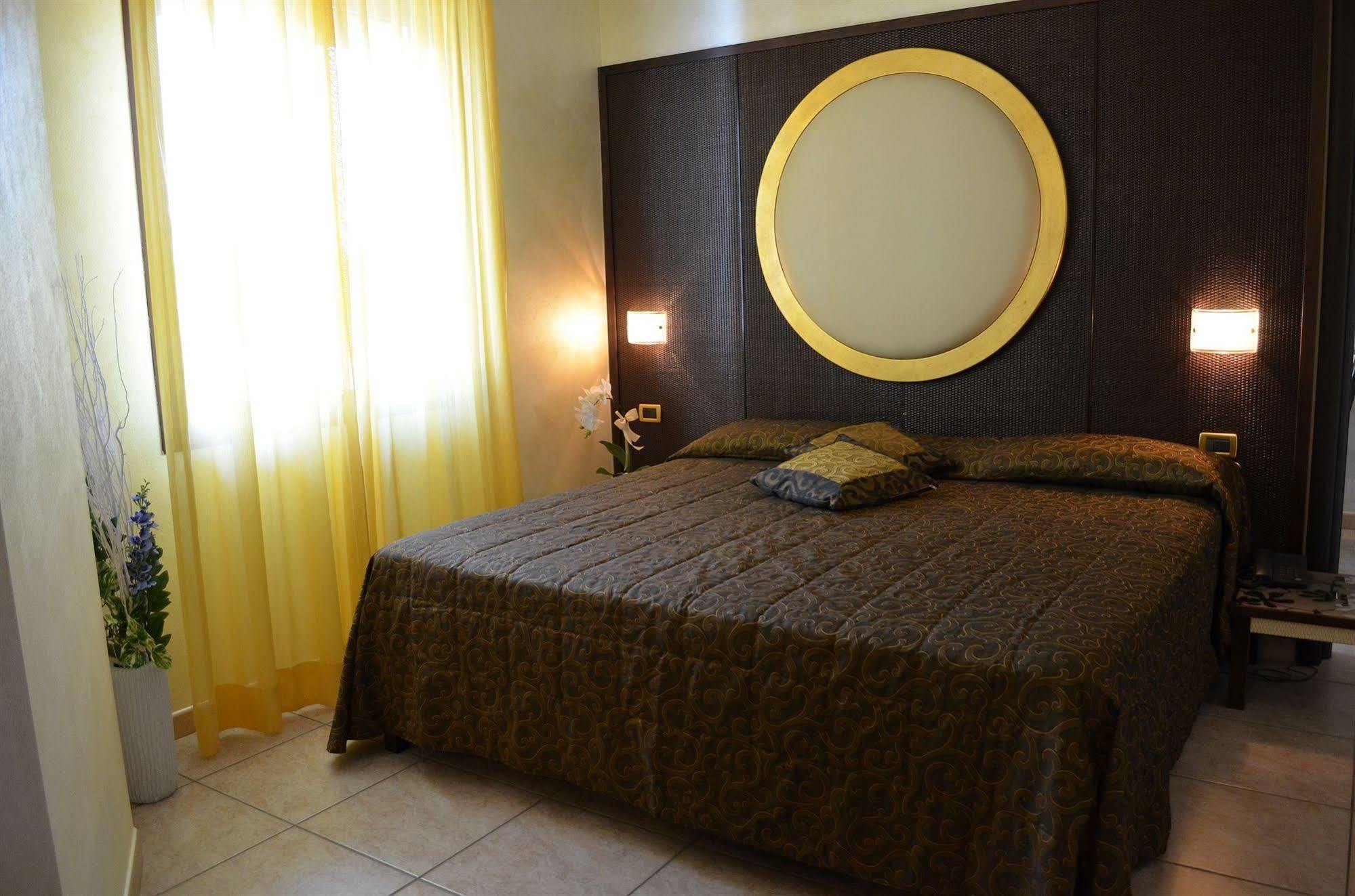 Piccolo Hotel Nogara Esterno foto